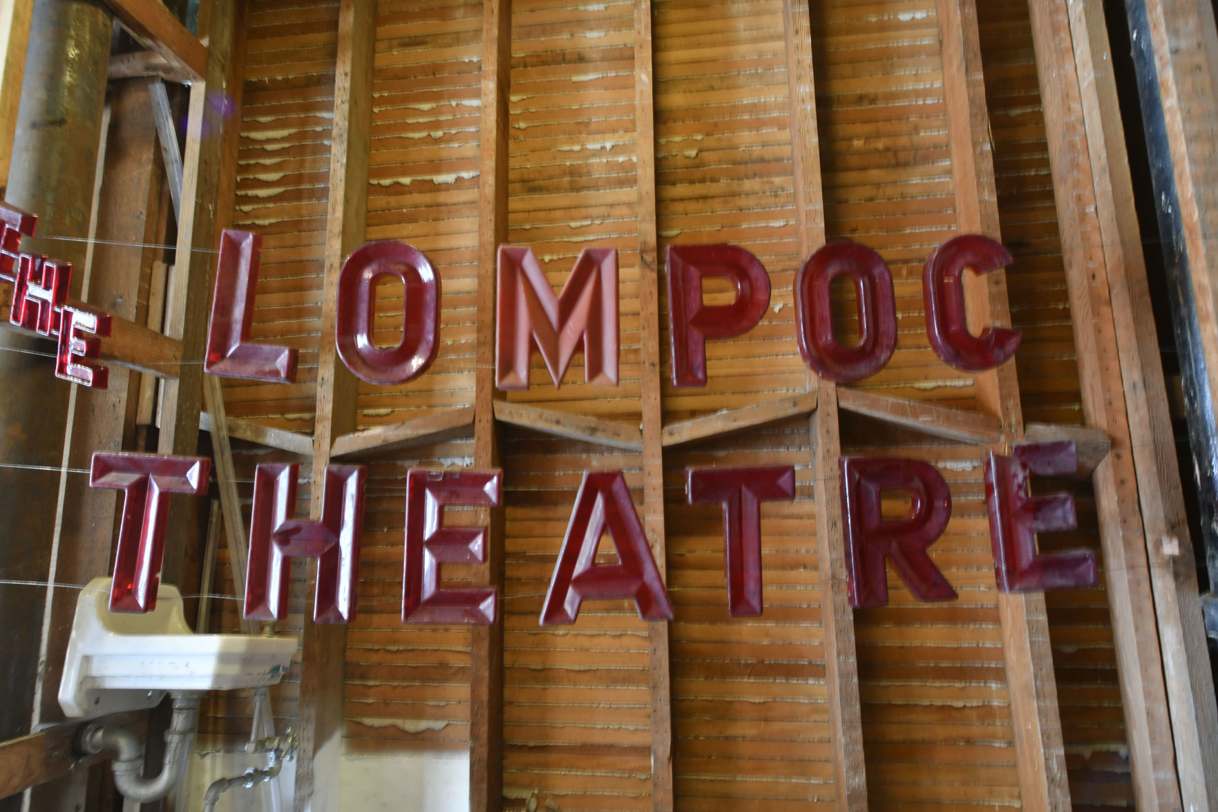 080618 Lompoc Theatre 33.jpg